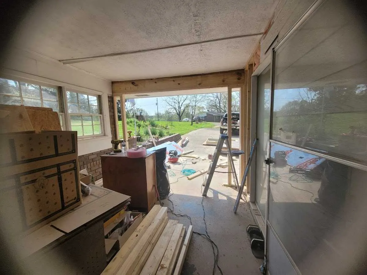 Air movers and dehumidifier for Water Mitigation Services in Verona