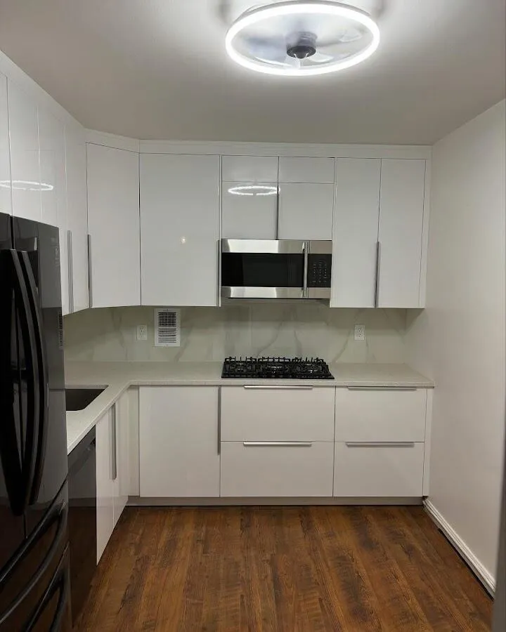 Renovated kitchen with quartz countertops in Verona